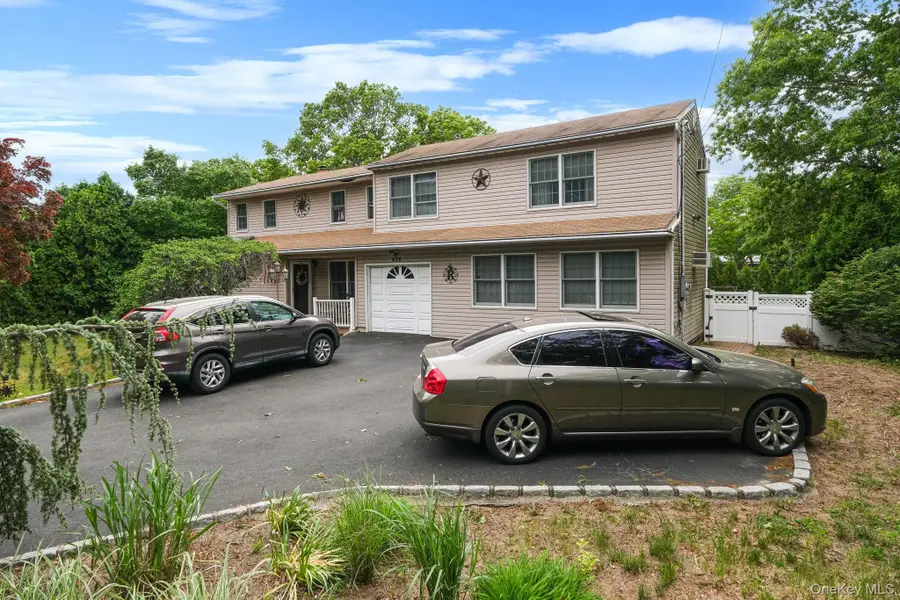 404 Bicycle Path, Port Jefferson Station, NY 11776 - #2