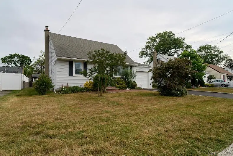 161 Van Buren Street, West Babylon, NY 11704 - #2