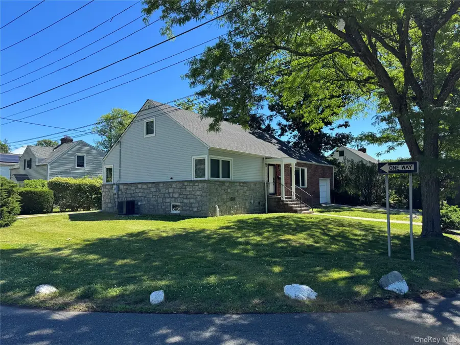 25 Alta Parkway, Mount Vernon, NY 10552 - #2