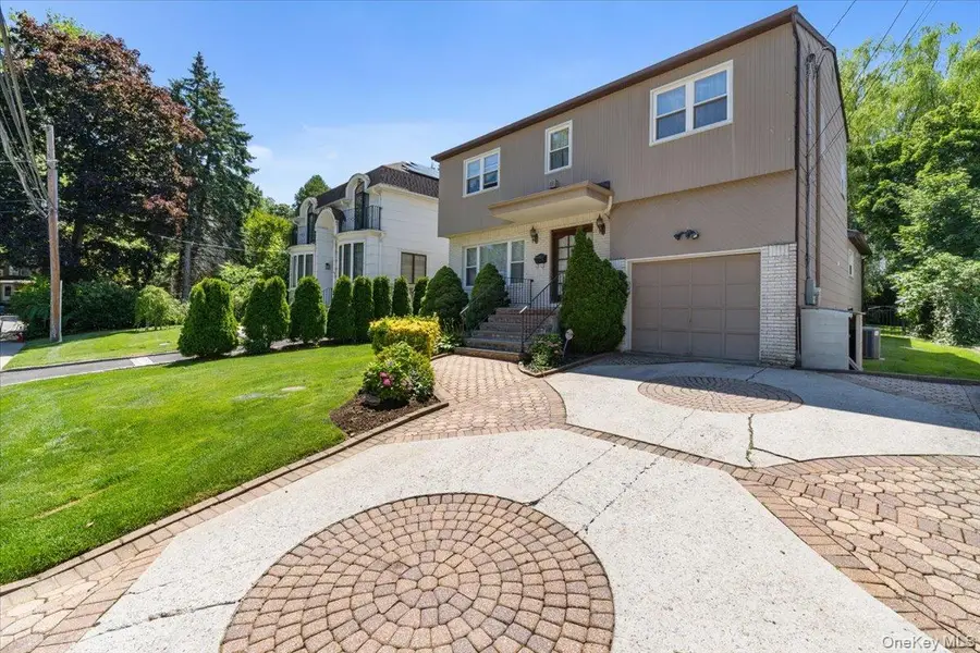 42 North Road, Great Neck, NY 11024 - #3