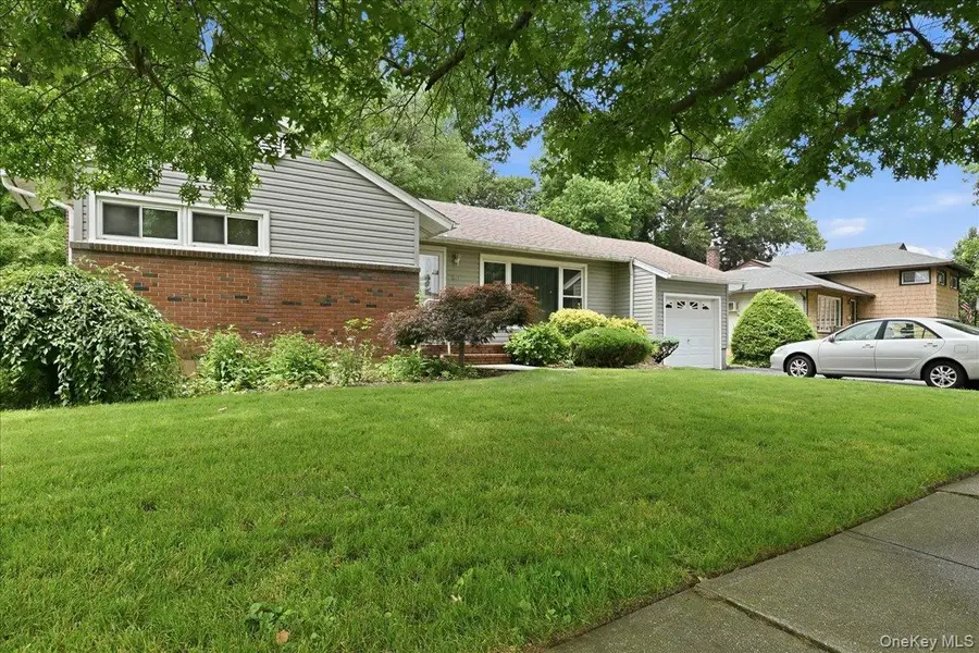 578 Richmond Road, East Meadow, NY 11554 - #2