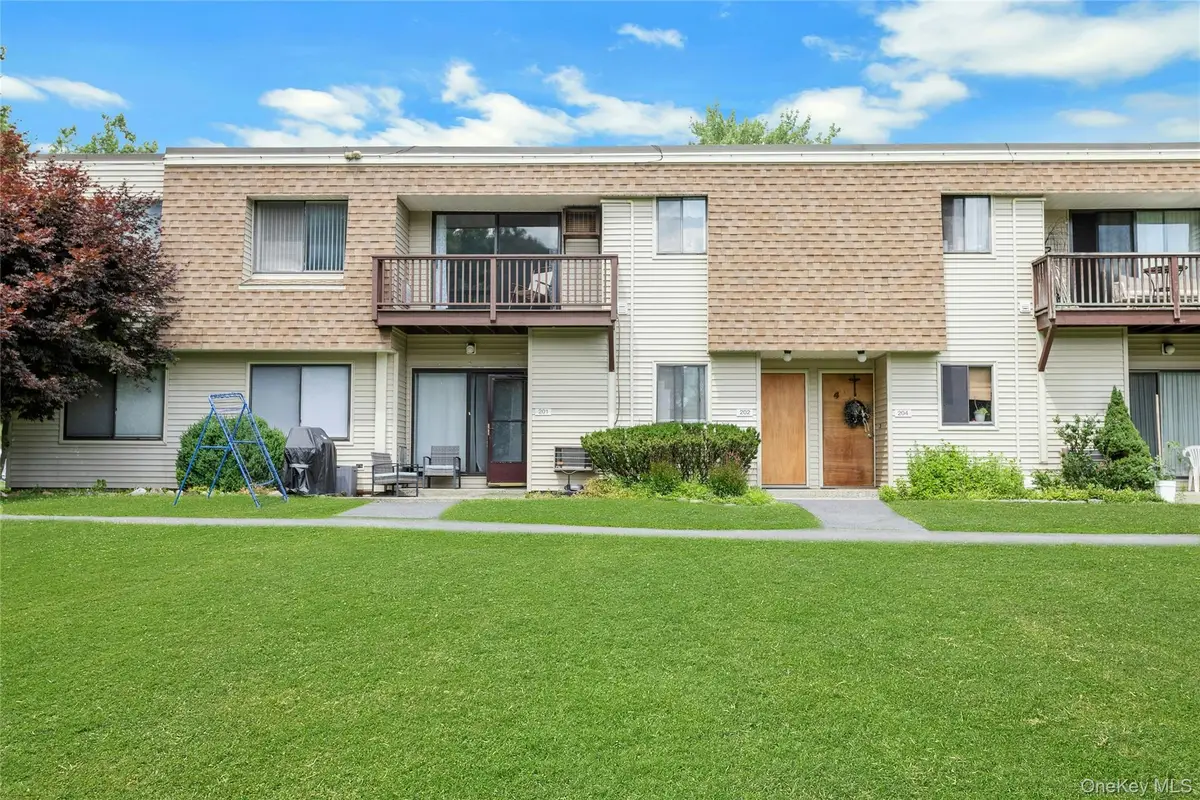 202 Vista On The Lake, Carmel, NY 10512 - #1