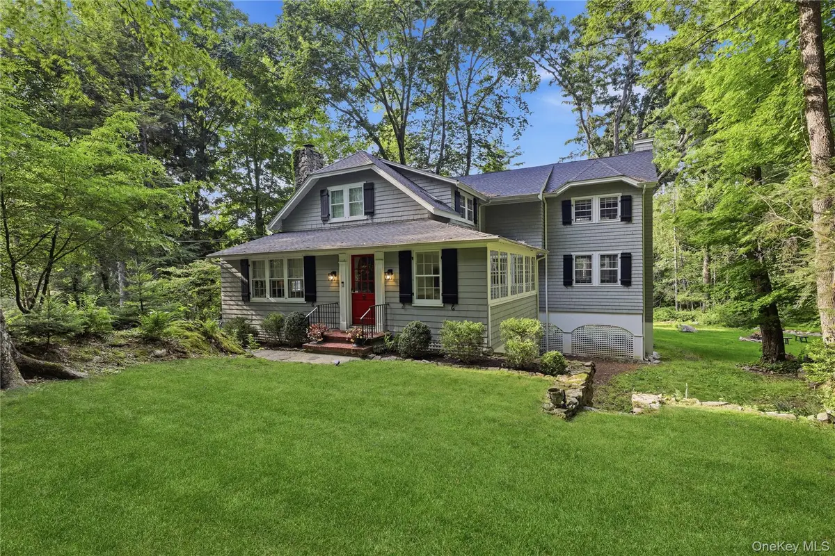 131 Douglas Road, Chappaqua, NY 10514 - #1