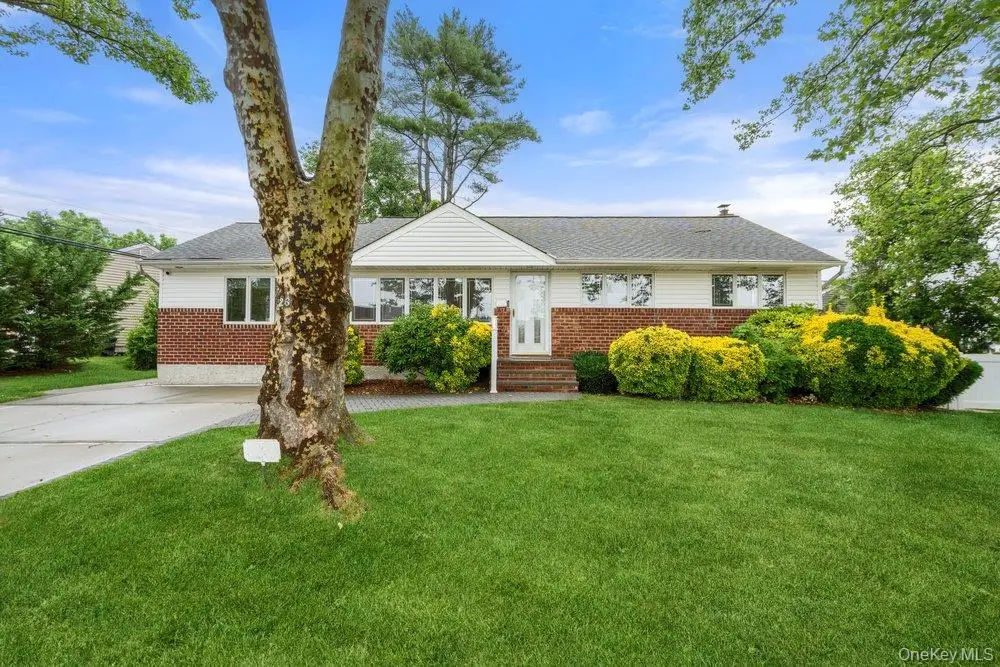 26 Sheridan Street, Old Bethpage, NY 11804 - #1