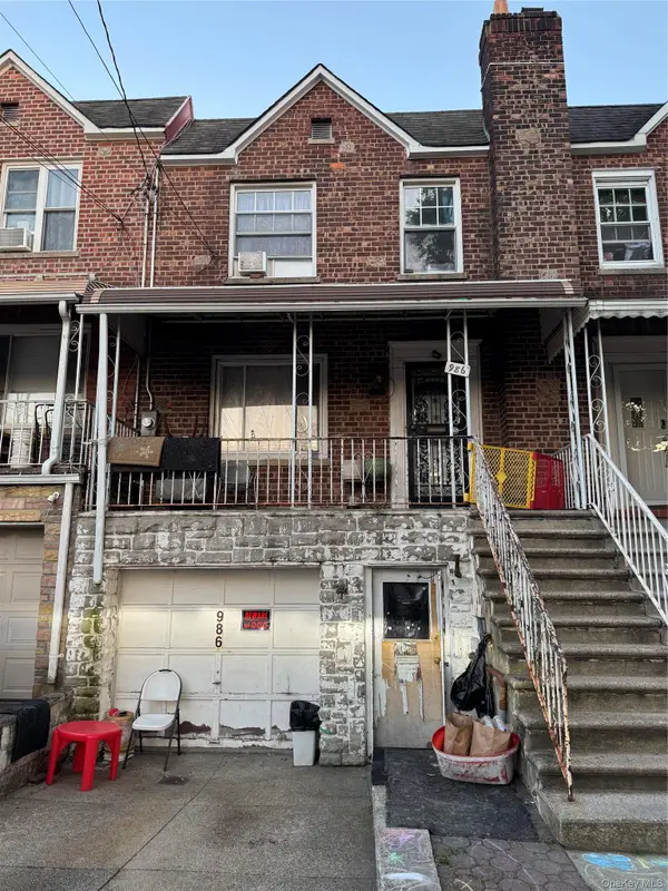 986 Neill Avenue, Bronx, NY 10462