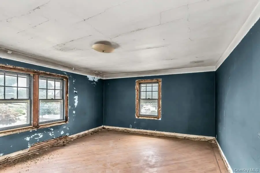 200 Bixley Heath, Lynbrook, NY 11563 - #3