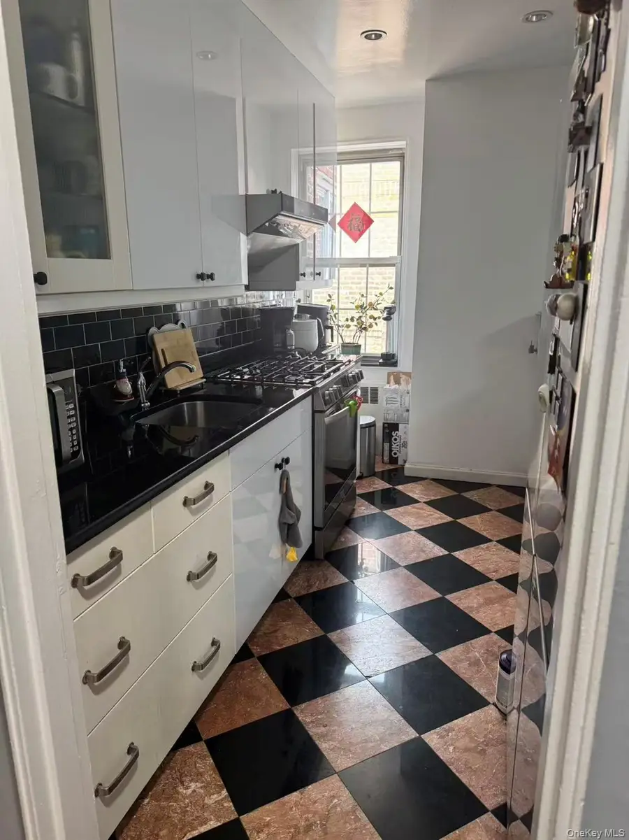 63-93 Woodhaven Blvd #6G3, Rego Park, NY 11374 - #3