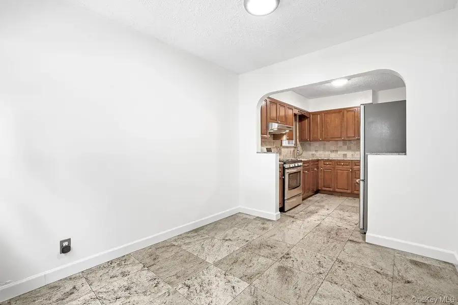 4223 Digney Avenue, Bronx, NY 10466 - #3