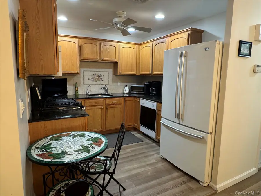 891 Altessa Boulevard, Melville, NY 11747 - #3