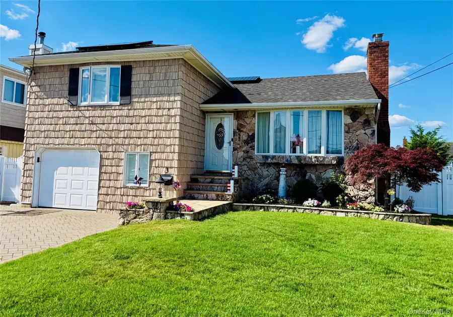 3 Jackson Place, Massapequa, NY 11758 - #2
