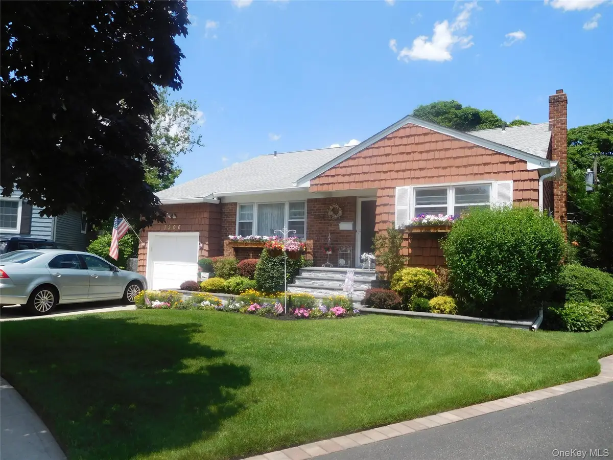 1396 Van Nostrand Place, North Merrick, NY 11566 - #1
