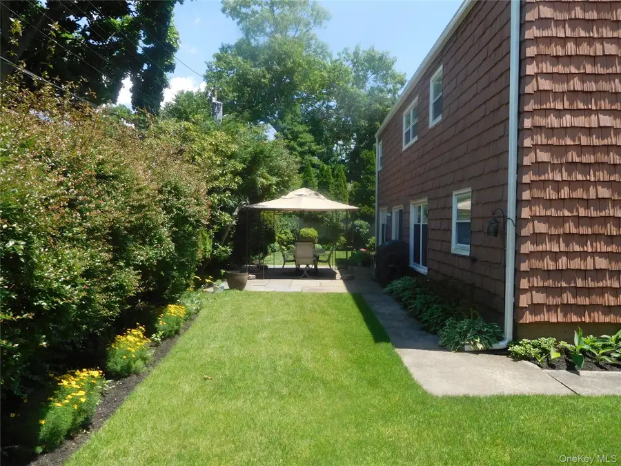 1396 Van Nostrand Place, North Merrick, NY 11566 - #2