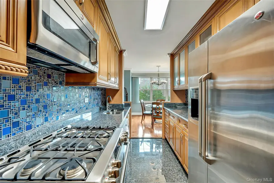 555 Kappock Street #9J, Bronx, NY 10463 - #2