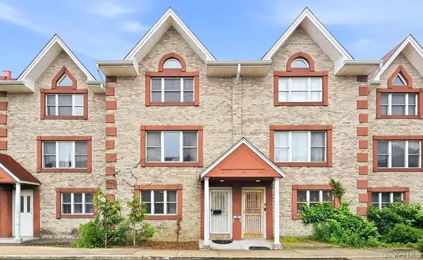 114-56 Taipei Court, College Point, NY 11356