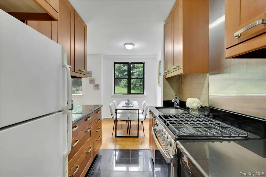 735 Kappock Street #2F, Bronx, NY 10463 - #2