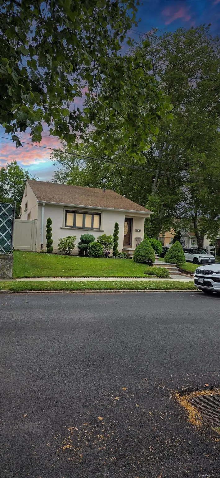 2104 157th Street, Whitestone, NY 11357 - #2
