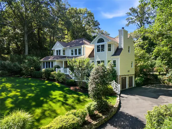 406 Brook Road, Port Jefferson, NY 11777