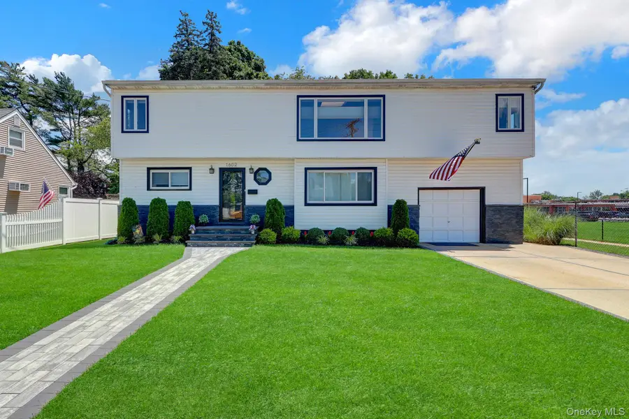 1602 Noble Street, East Meadow, NY 11554 - #2