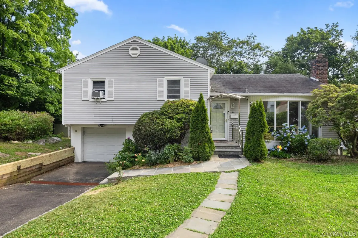 21 Joyce Road, Hartsdale, NY 10530 - #1