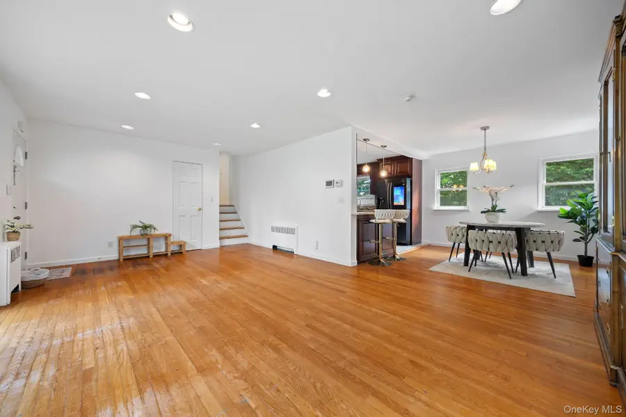 21 Joyce Road, Hartsdale, NY 10530 - #2