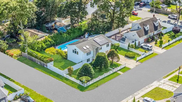 540 Scudder Avenue, Copiague, NY 11726