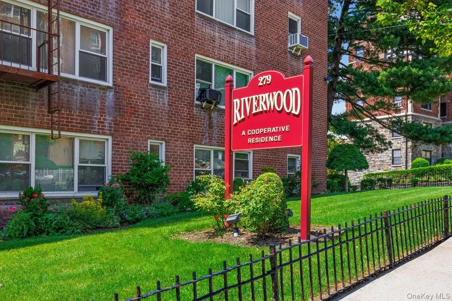 279 N Broadway #7A, Yonkers, NY 10701 - #2