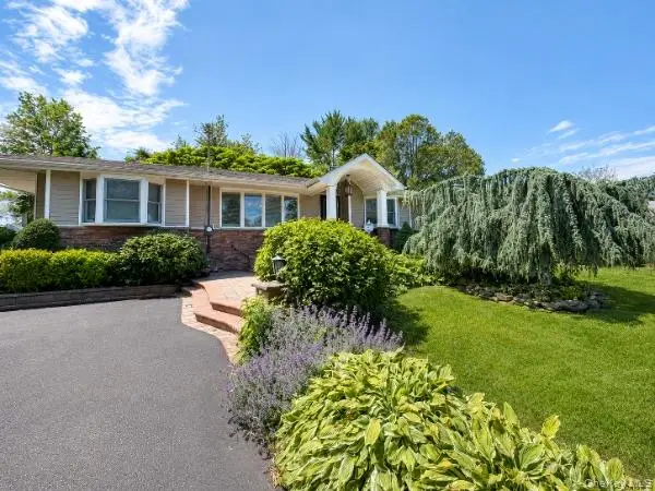 21 Kevin Road, Commack, NY 11725 - #1