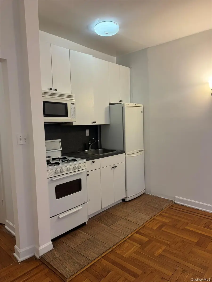 41-41 41st Street #5N, Sunnyside, NY 11104 - #2