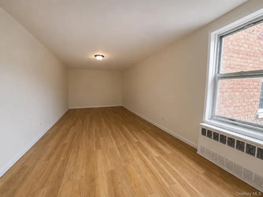 83-36 Beverly Road #5B, Kew Gardens, NY 11415 - #3