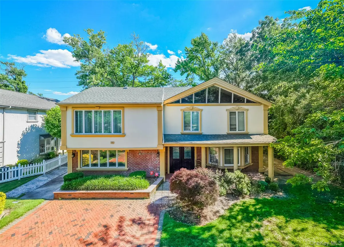 159 South Drive, New Hyde Park, NY 11040 - #1