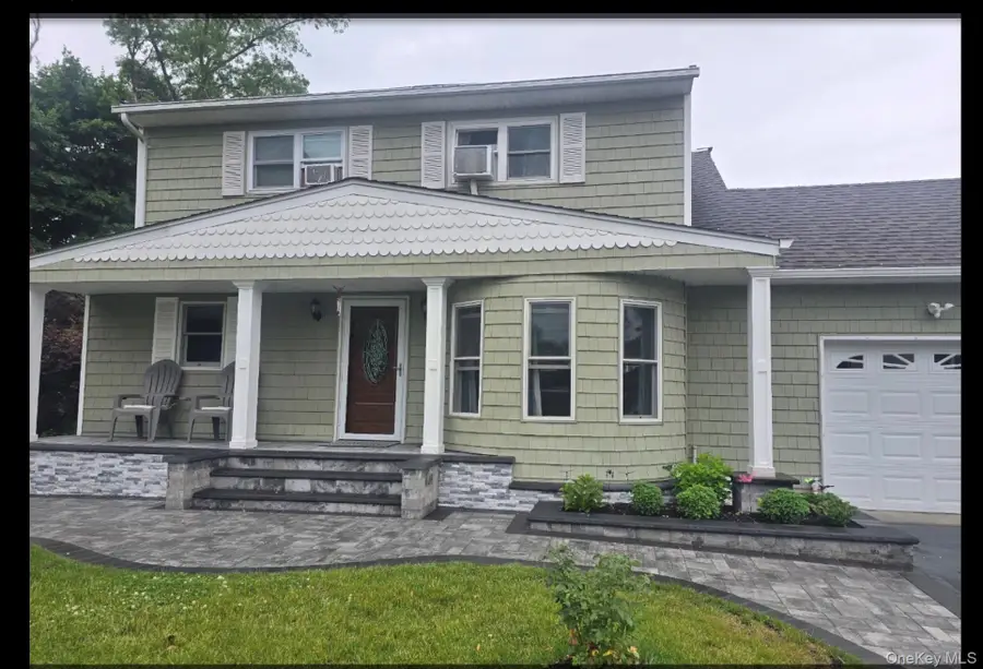 18 Cyprus Avenue, Brentwood, NY 11717 - #3