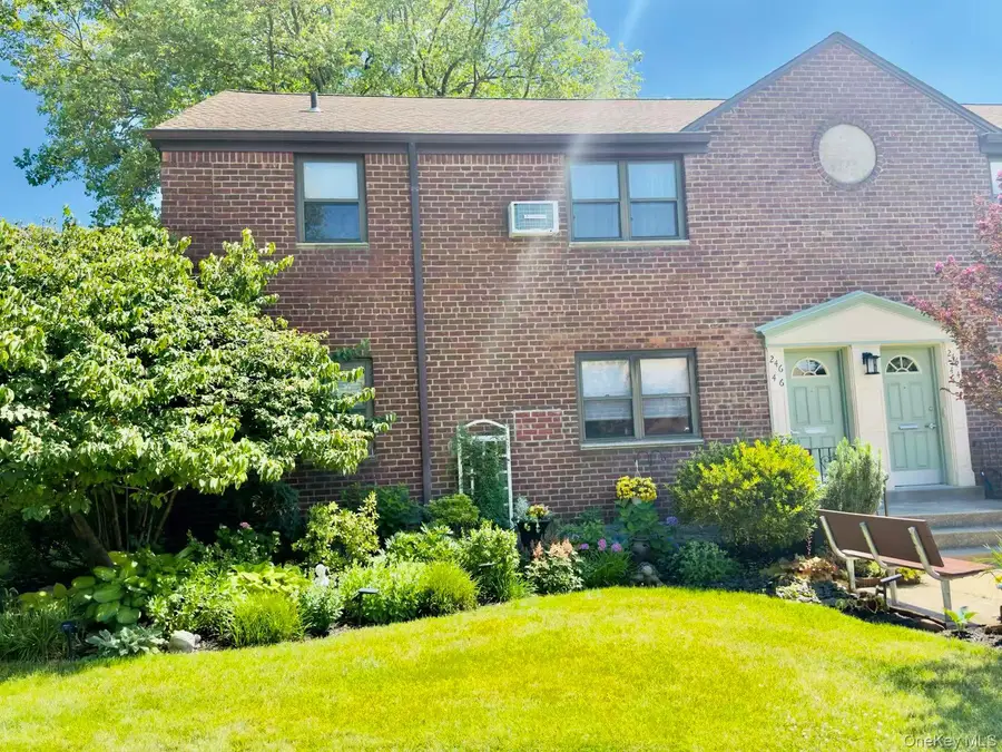 246-46 57th Drive #upper, Douglaston, NY 11362 - #3