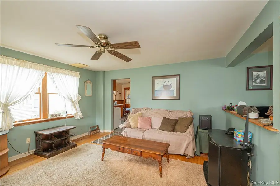 68 Rollstone Avenue, West Sayville, NY 11796 - #3