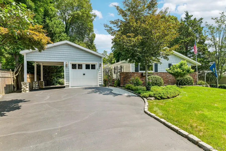 11 Bowman Lane, Kings Park, NY 11754 - #2