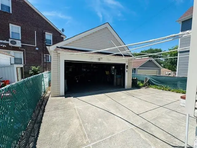 616 College Place, College Point, NY 11356 - #3