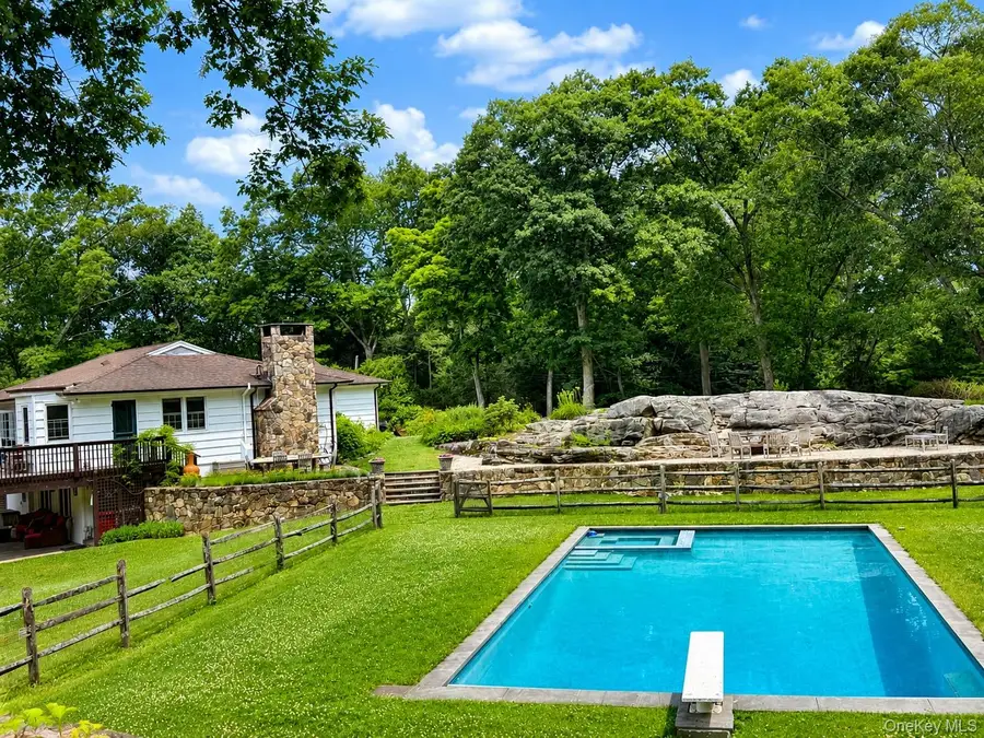 10 Apple Tree Lane, Pound Ridge, NY 10576 - #2