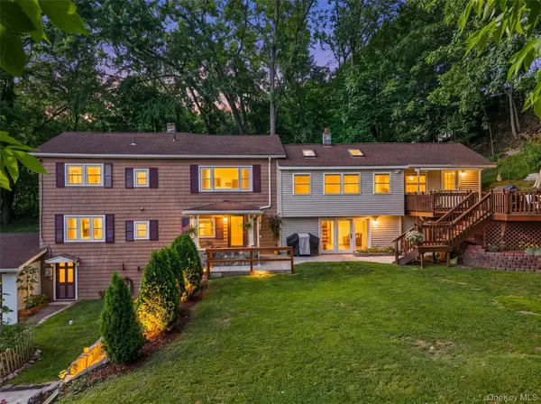 17 Dock, Milton, NY 12547