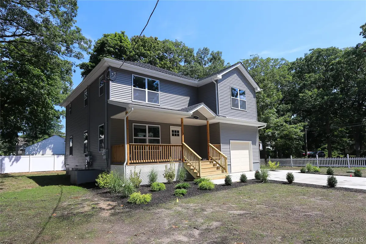 245 New Avenue, Wyandanch, NY 11798 - #1