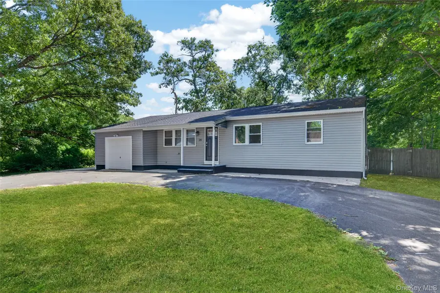 34 Pinetop Drive, Shirley, NY 11967 - #3