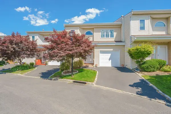 140 Atlantic Avenue #405, Oceanside, NY 11572