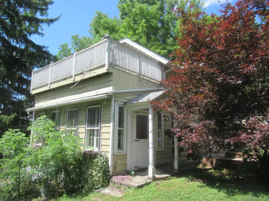 2 Academy Avenue, Cornwall On Hudson, NY 12520 - #3