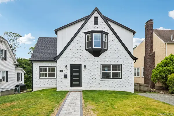 65 Overlook Drive, Valhalla, NY 10595