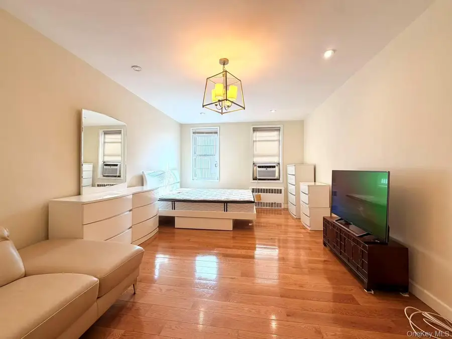 85-14 Broadway #3L, Elmhurst, NY 11373 - #3
