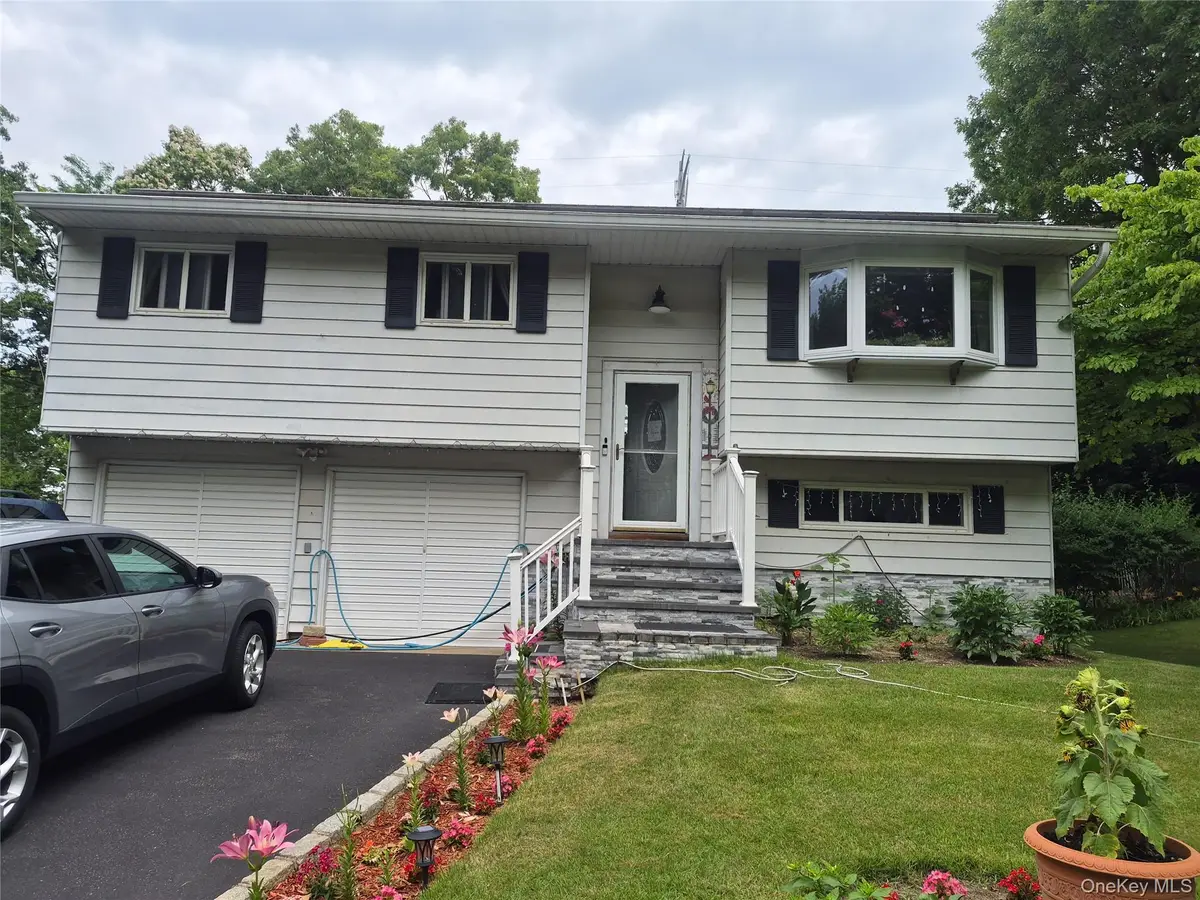 4401 Express Drive N, Ronkonkoma, NY 11779 - #1