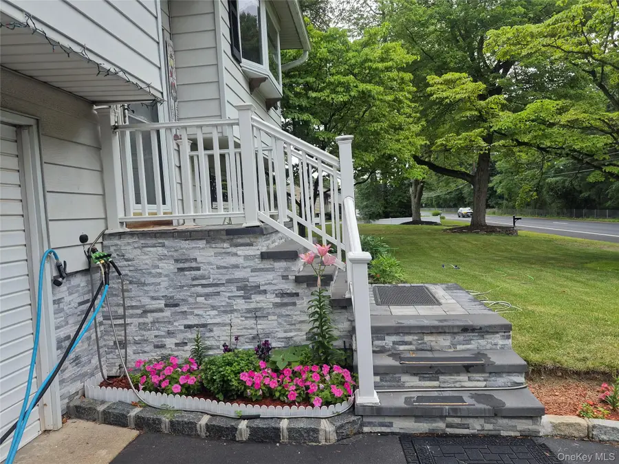 4401 Express Drive N, Ronkonkoma, NY 11779 - #3