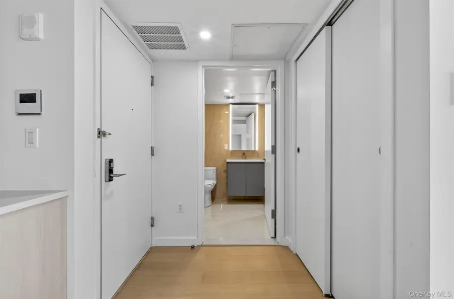 3371 Prince Street #8G, Flushing, NY 11354 - #3
