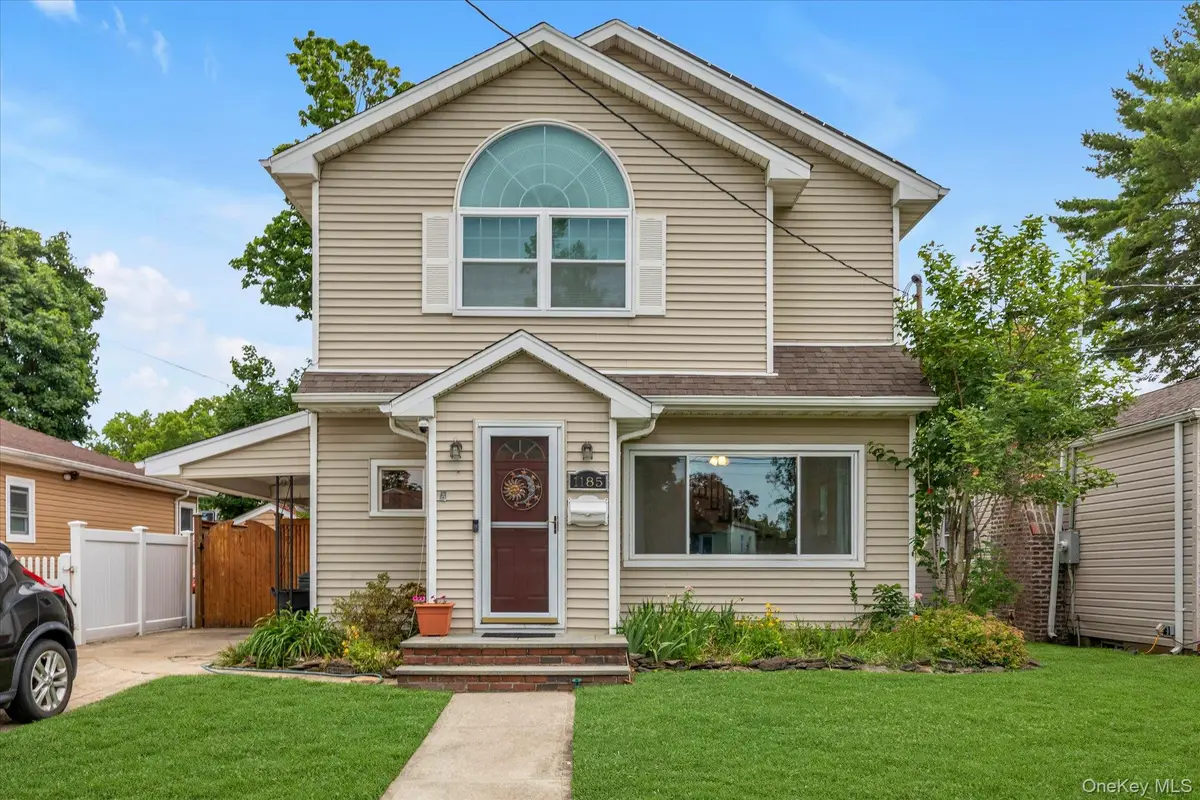 1185 Webber Avenue, South Hempstead, NY 11550 - #1