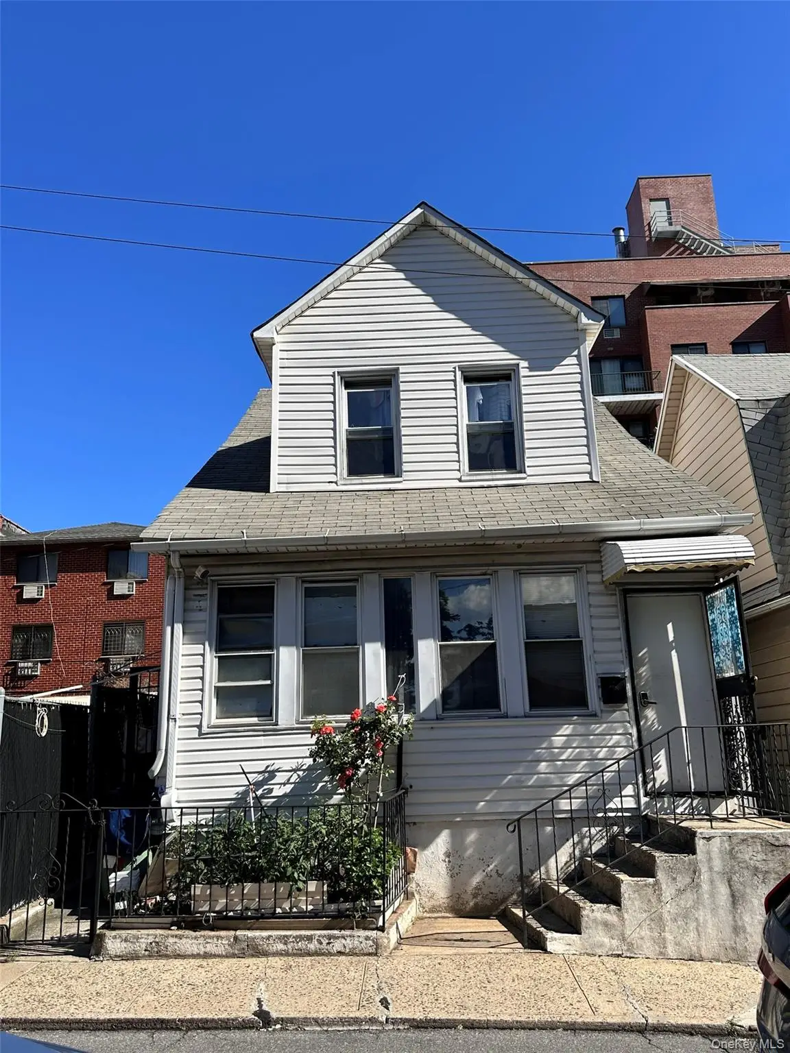 13611 Carlton Place, Flushing, NY 11354 - #1