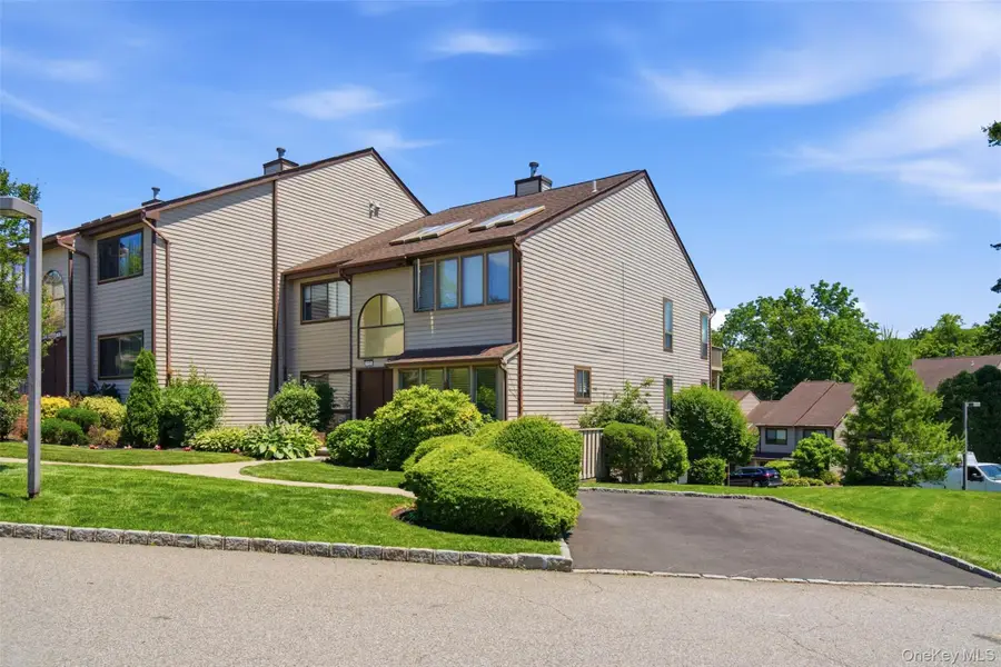 112 The Glen, Glen Head, NY 11545 - #2