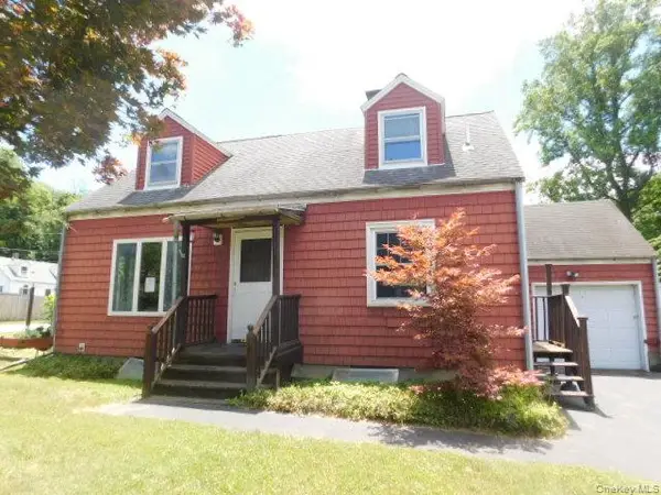 20 Farm Lane, Hyde Park, NY 12538